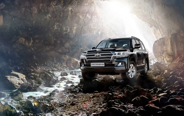 Toyota Land Cruiser 2022 Giá Bao Nhiêu Tại Việt Nam? Xe Có Mấy Phiên Bản?